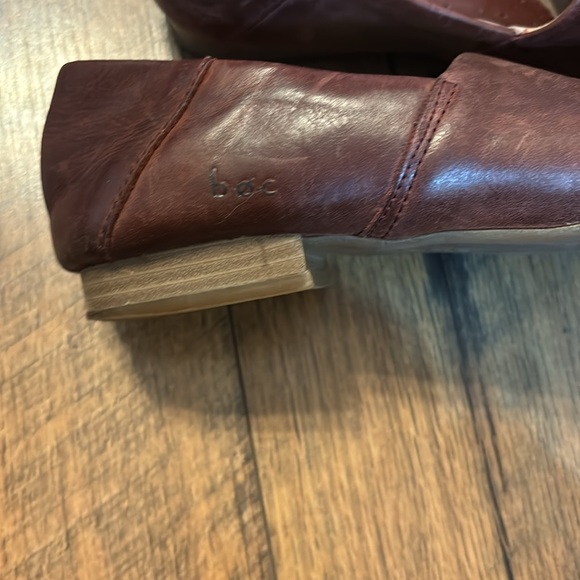 B.O.C red leather small heel loafers size 6.5 - Picture 6 of 6
